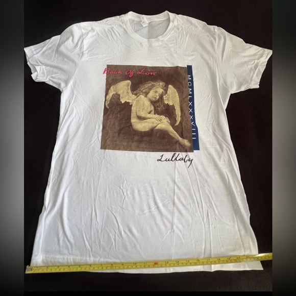 Book of Love Lullaby Official Iconic Logo T-shirt NWOT Purchased at Concert Rare - Picture 7 of 13